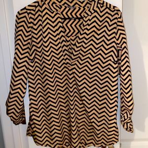 Long sleeve, v-neck classy top